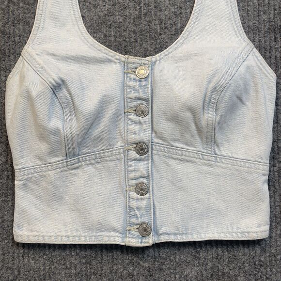 Levi’s Womens XS Button Down Denim Slim Fit Halter Top Janeesah Light Wash NEW - Picture 2 of 12